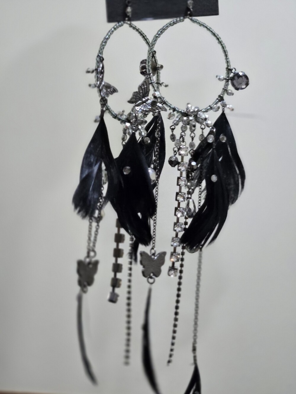 Vintage Y2K Bebe Feather & Crystal Butterfly Chandelier Earrings – NEW - Picture 4 of 7